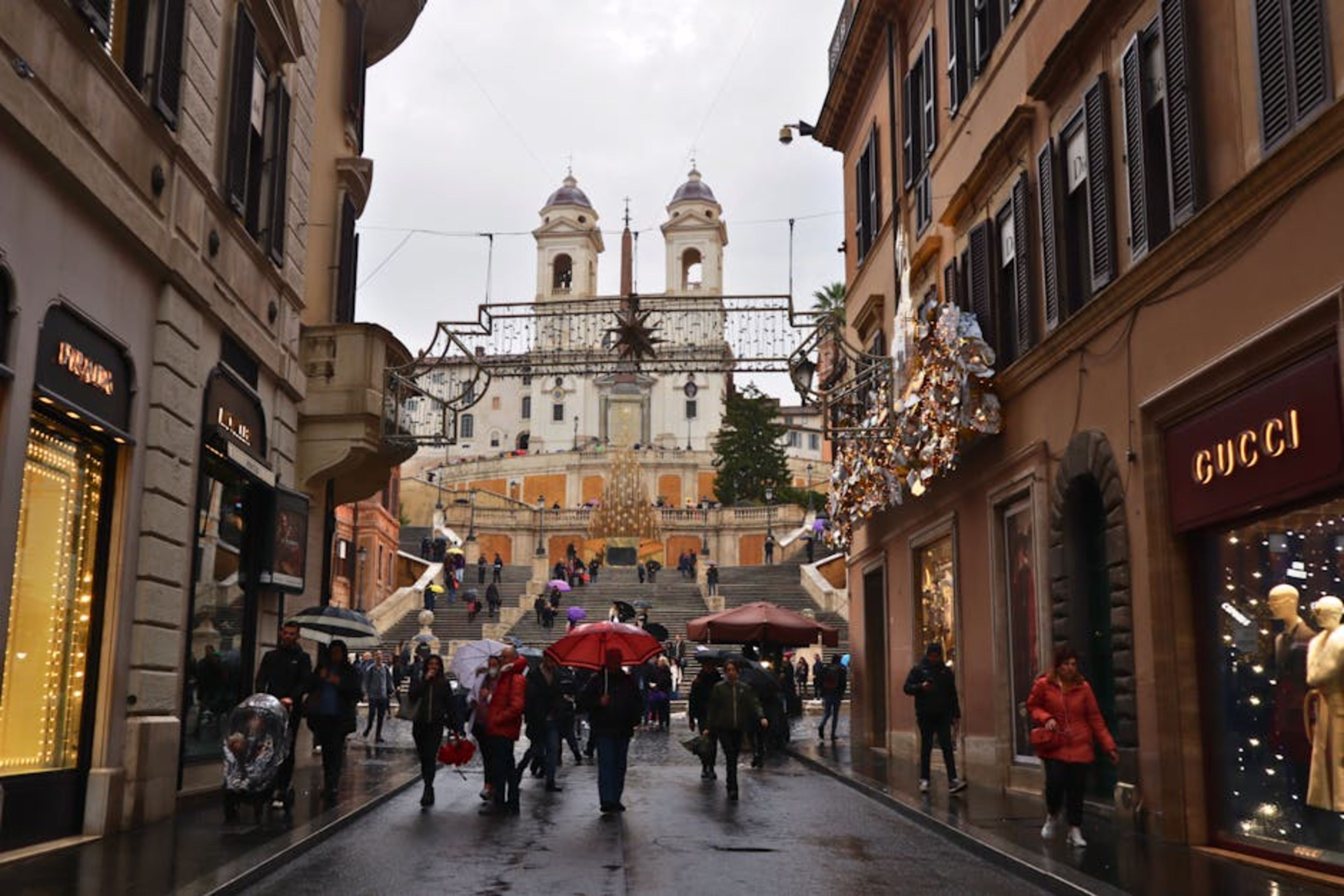 Piazza di Spagna (Spanish Steps)
