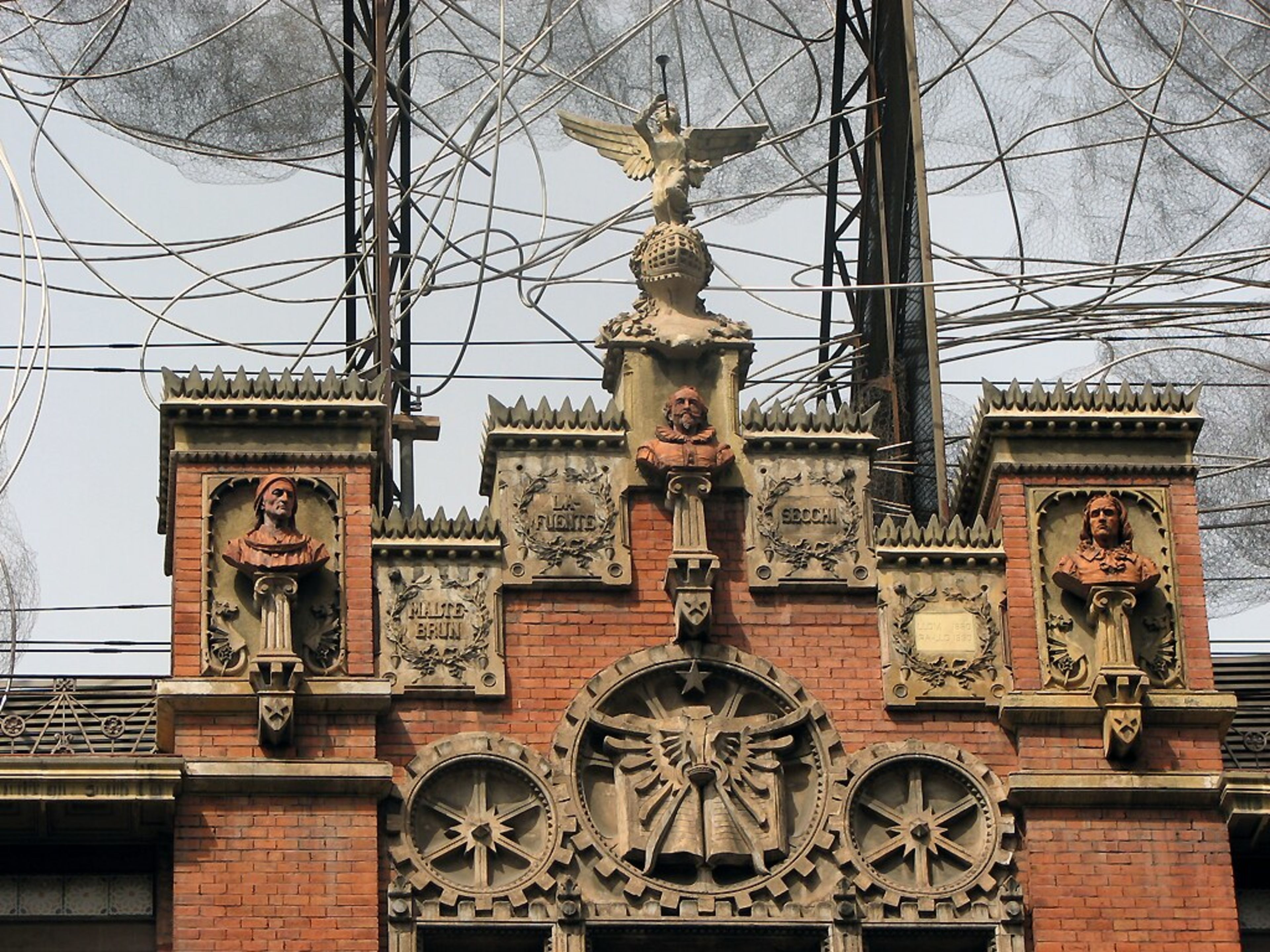 Fundació Antoni Tàpies