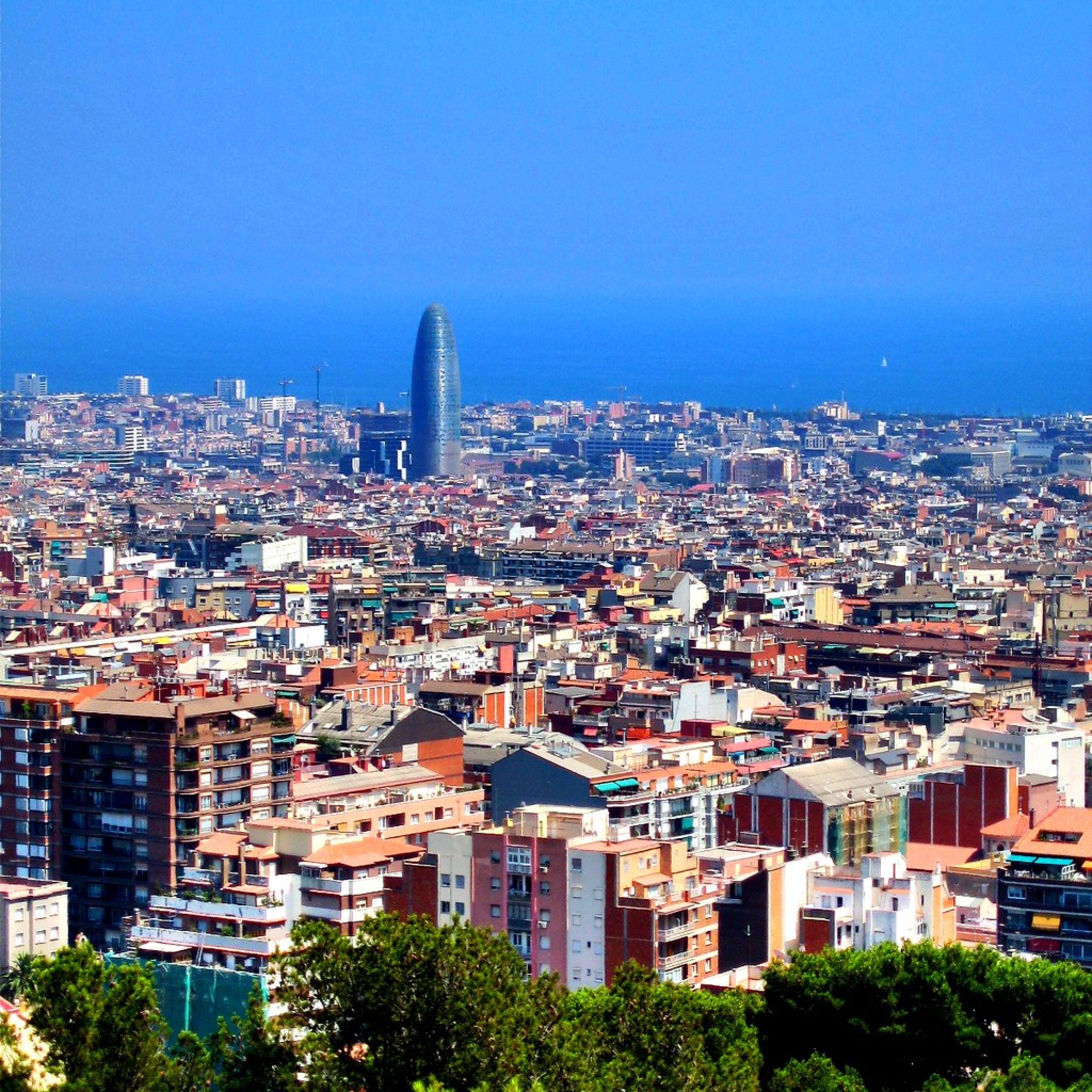Torre Agbar (Torre Glòries)