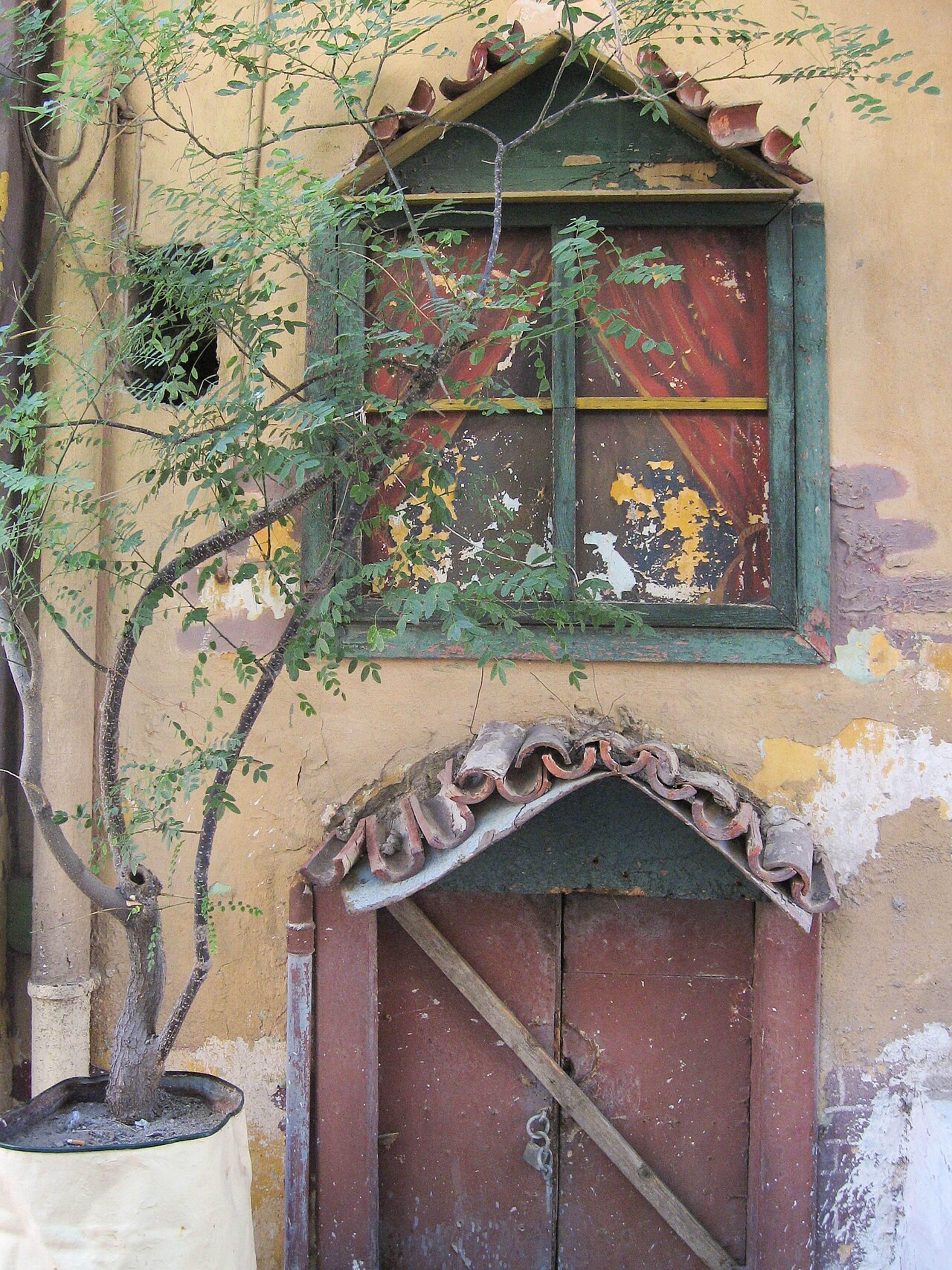 Plaka Neighborhood