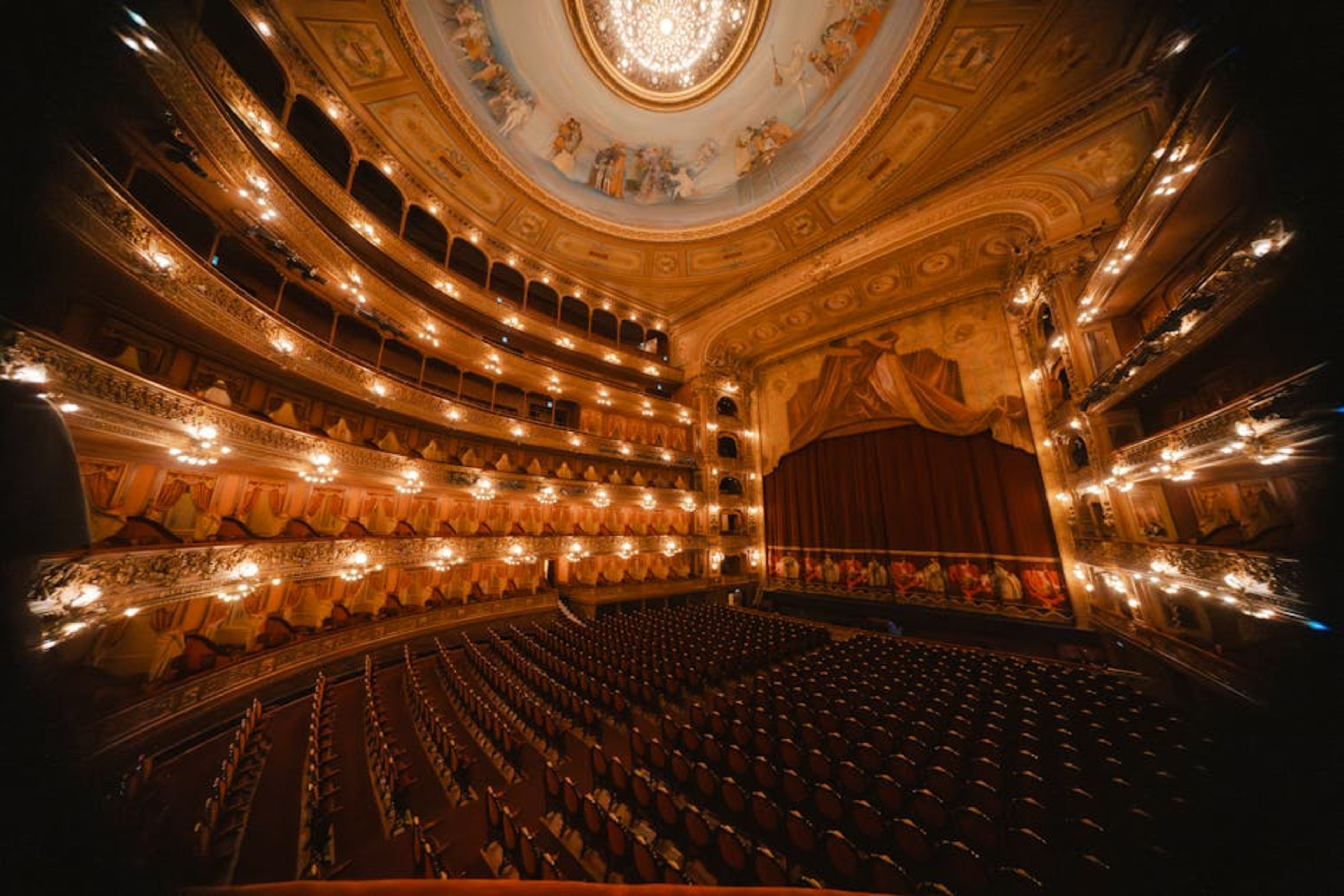 Teatro Colón (Opera House)