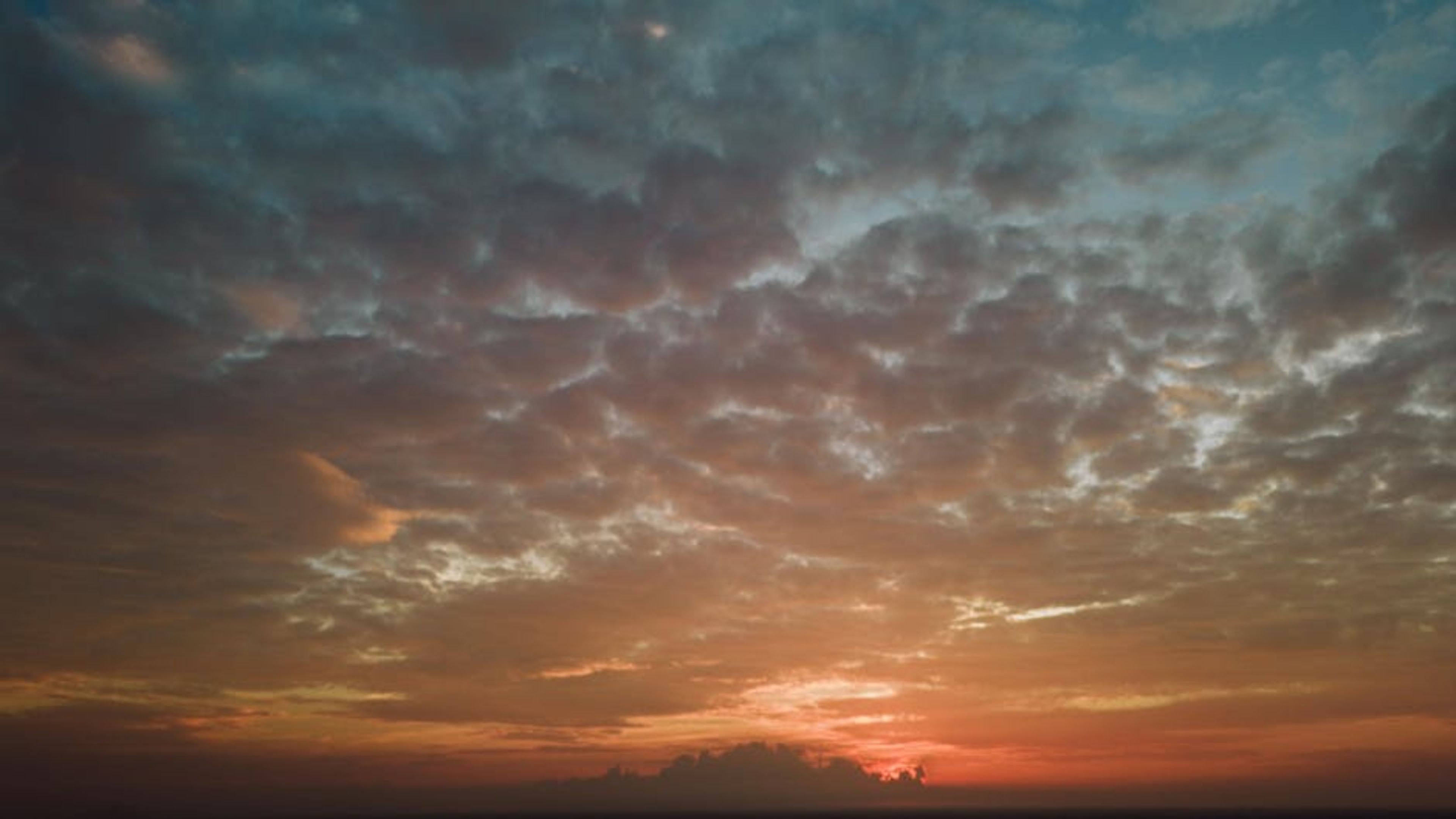 Phnom Bakheng (Sunset Viewpoint)