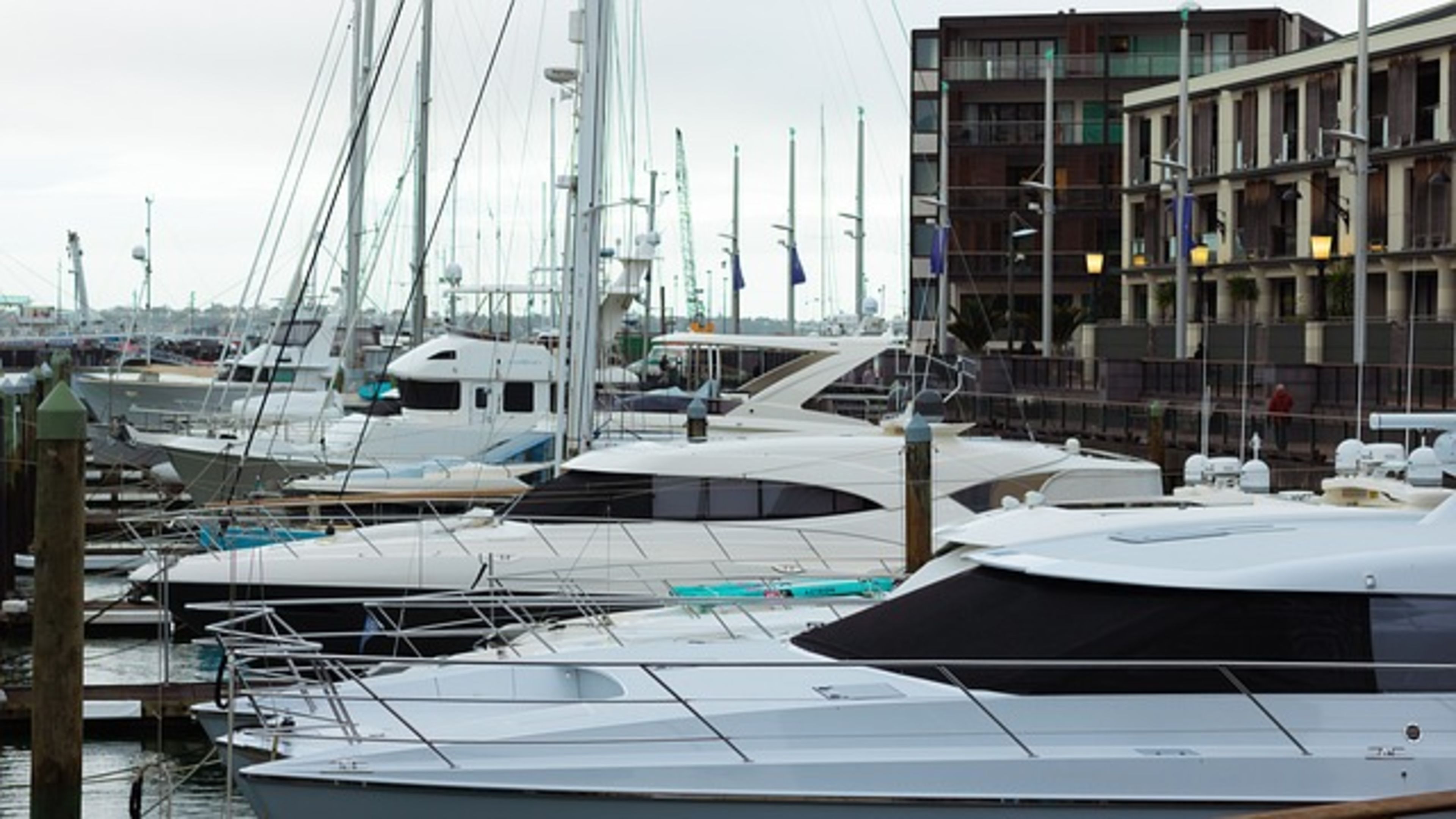 Auckland Harbour (Viaduct Harbour)