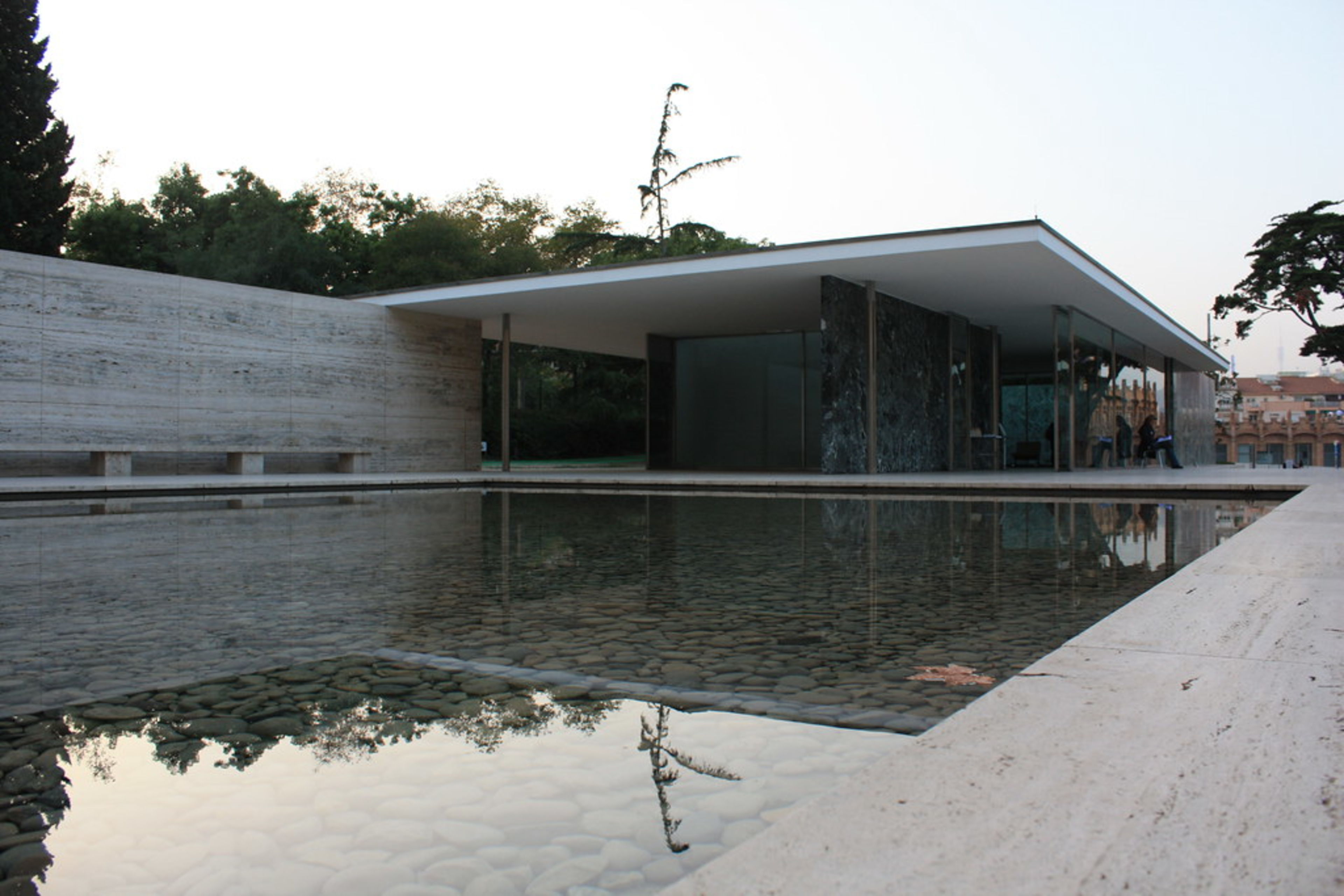 Pavelló Mies van der Rohe