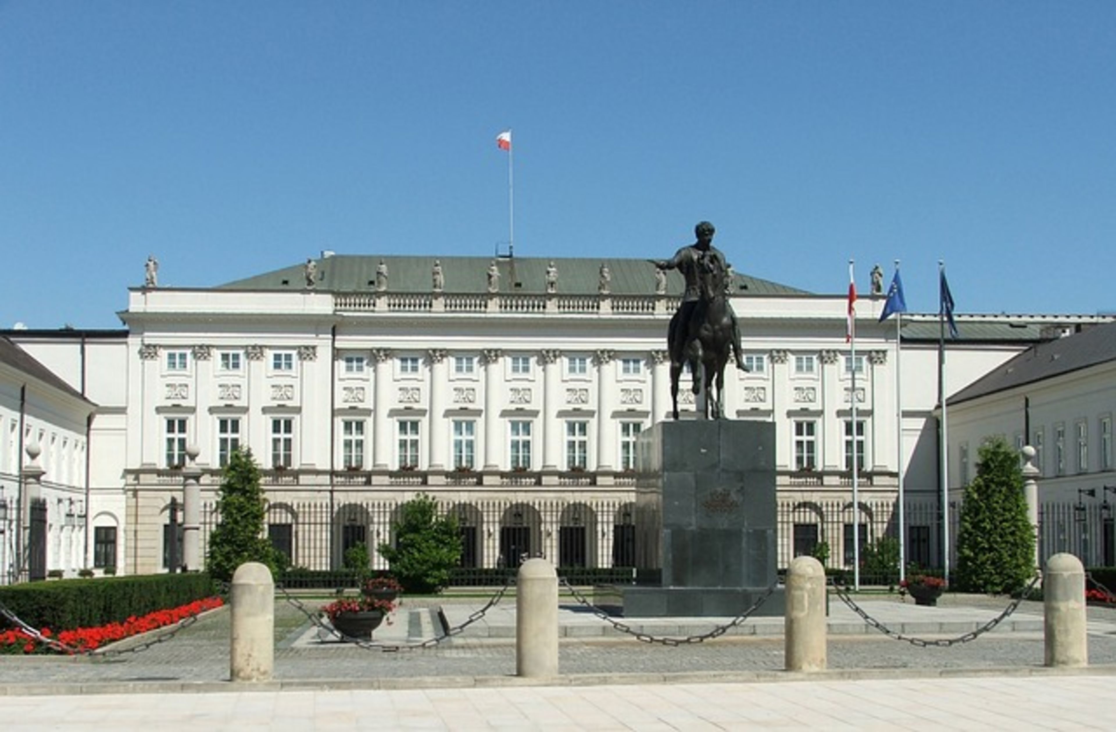 Krakowskie Przedmieście Avenue