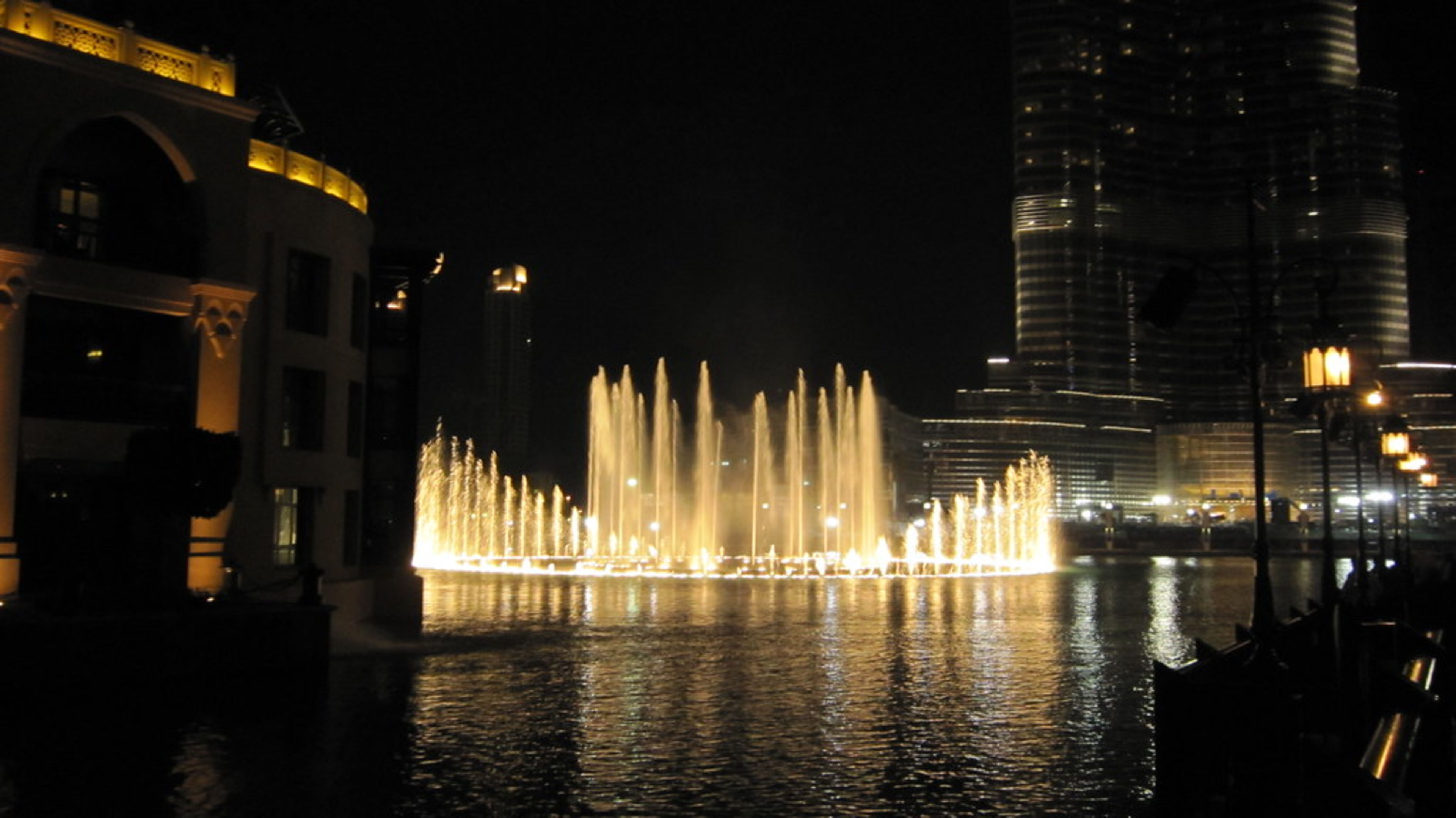 Dubai Fountain Show