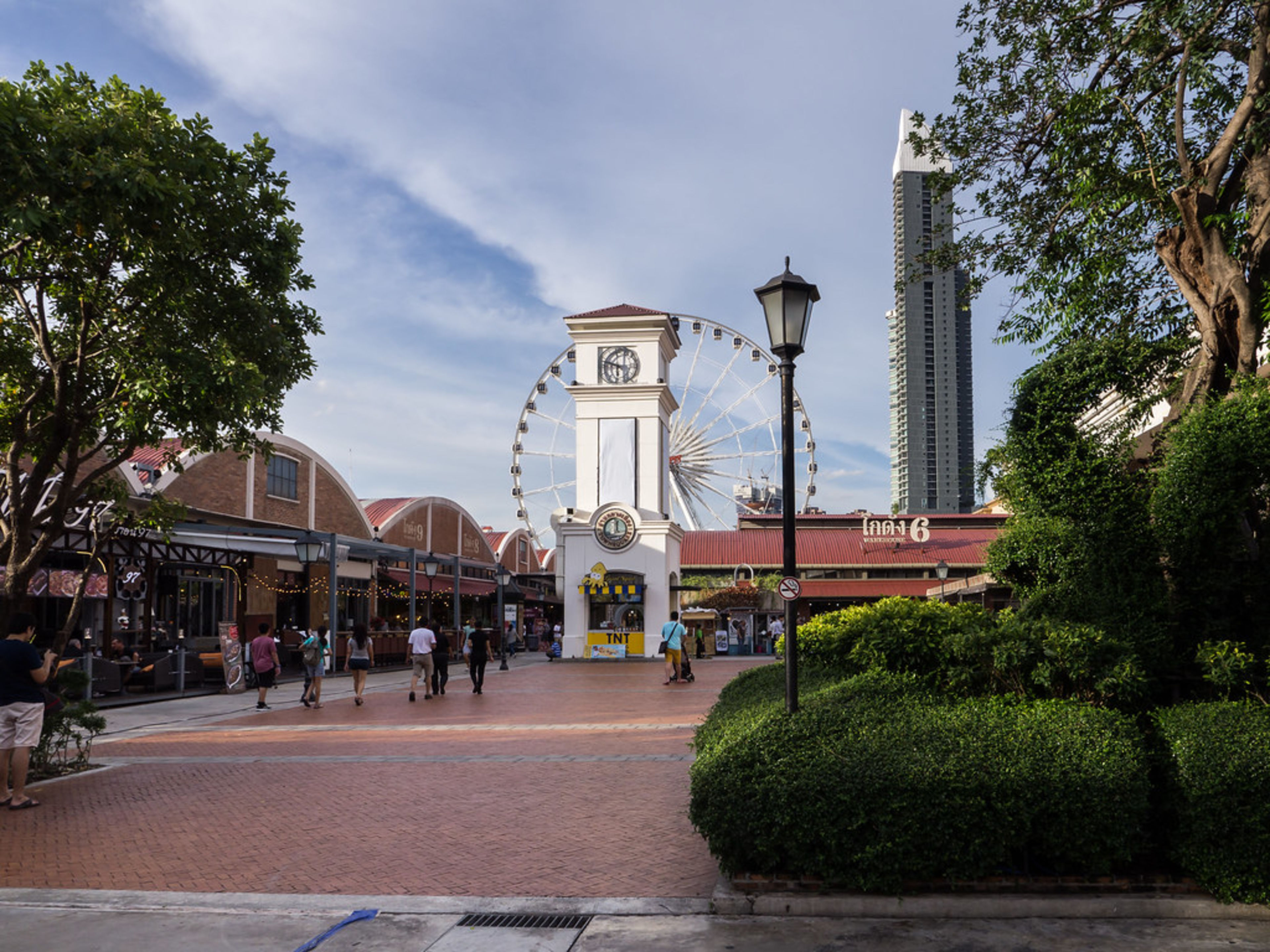 Asiatique The Riverfront