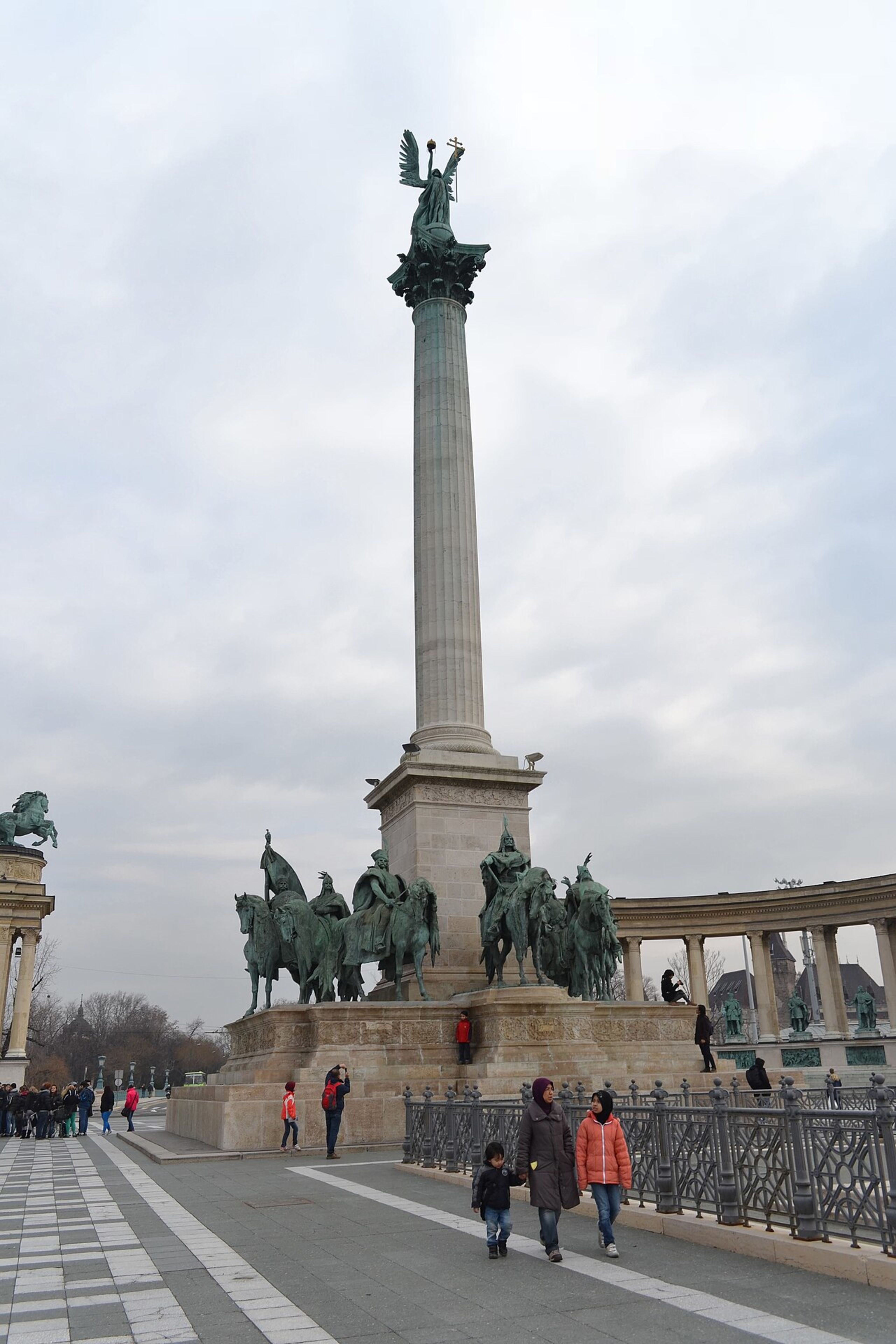 Heroes' Square