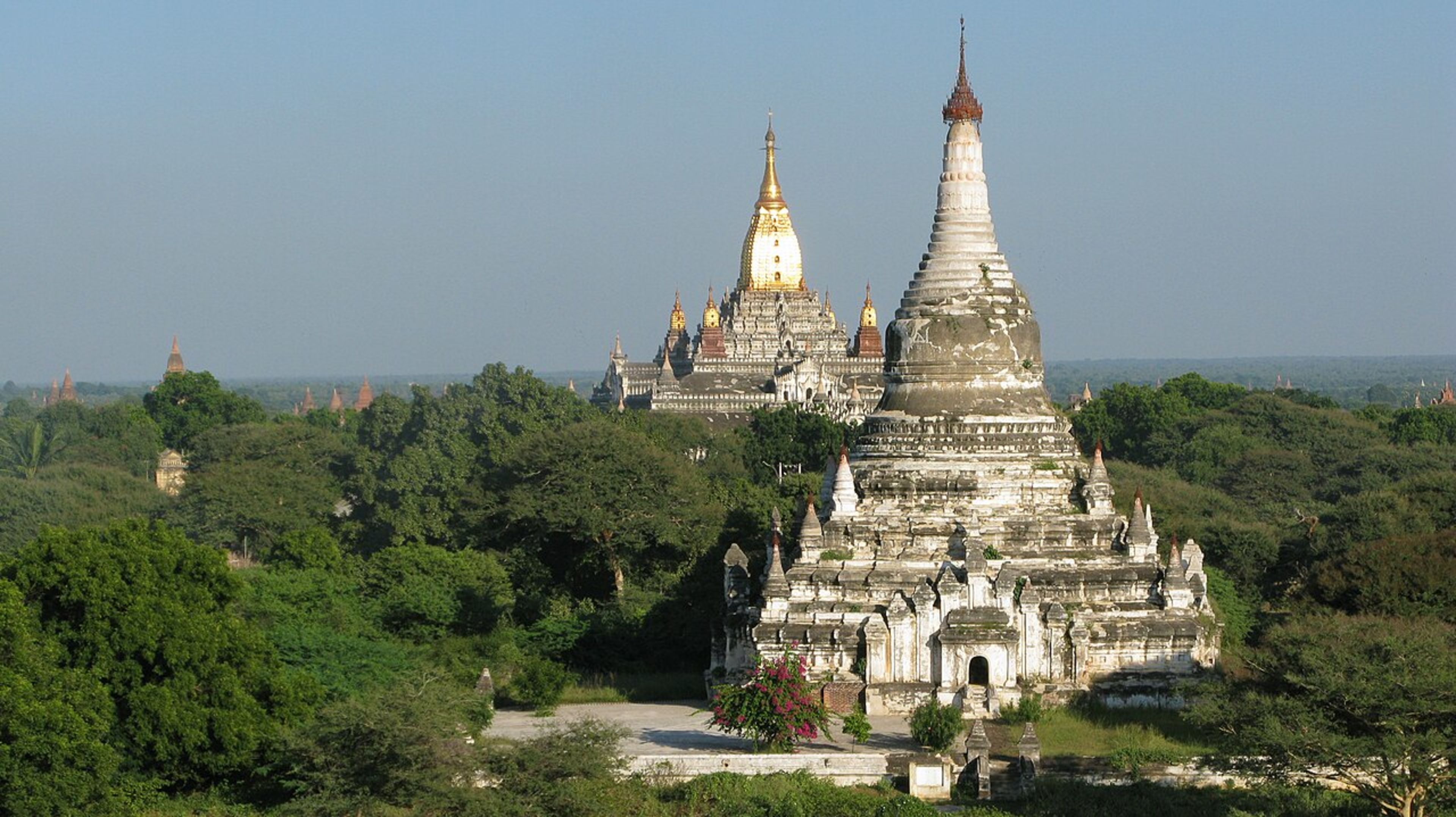 Thatbyinnyu Temple