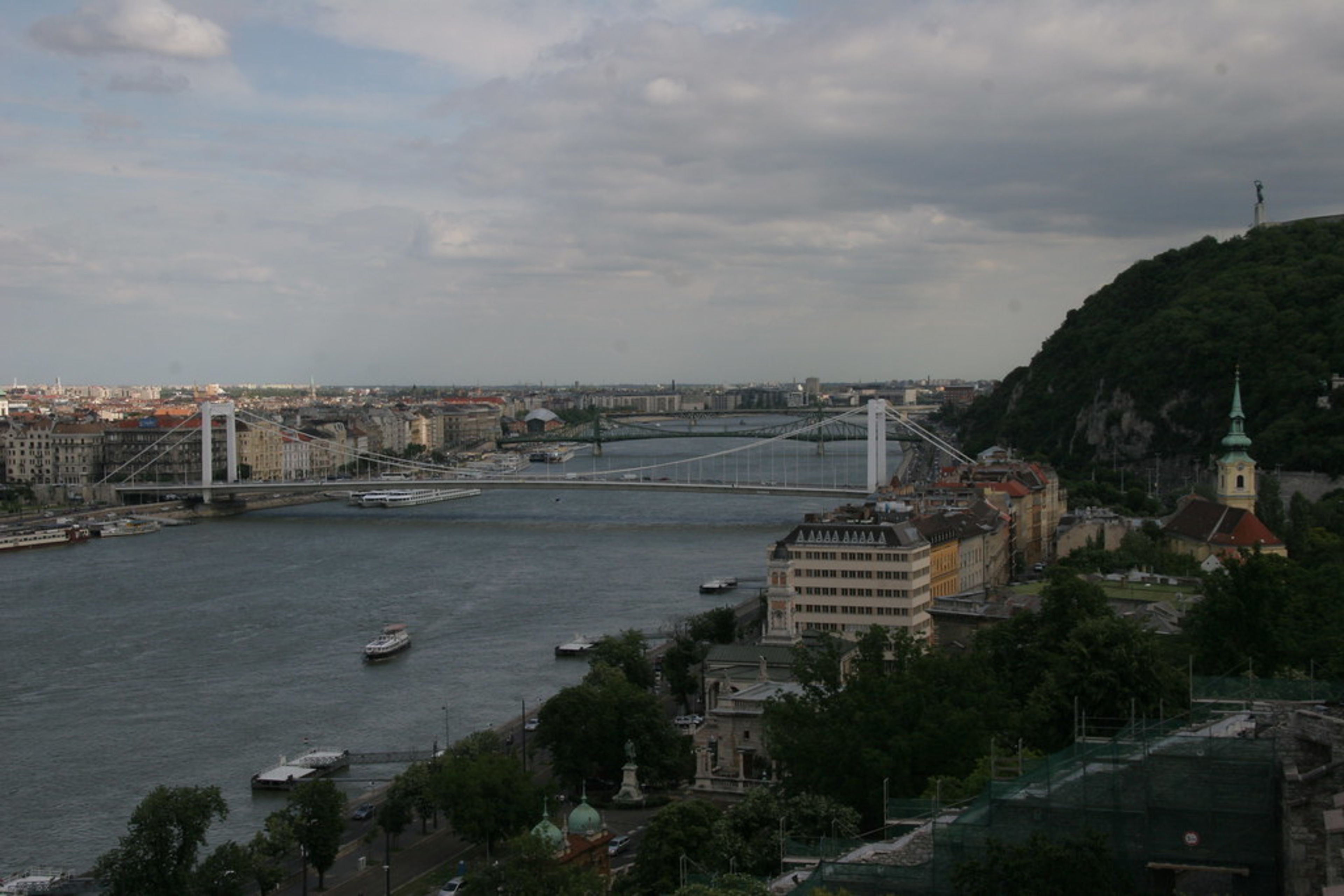 Elizabeth Bridge