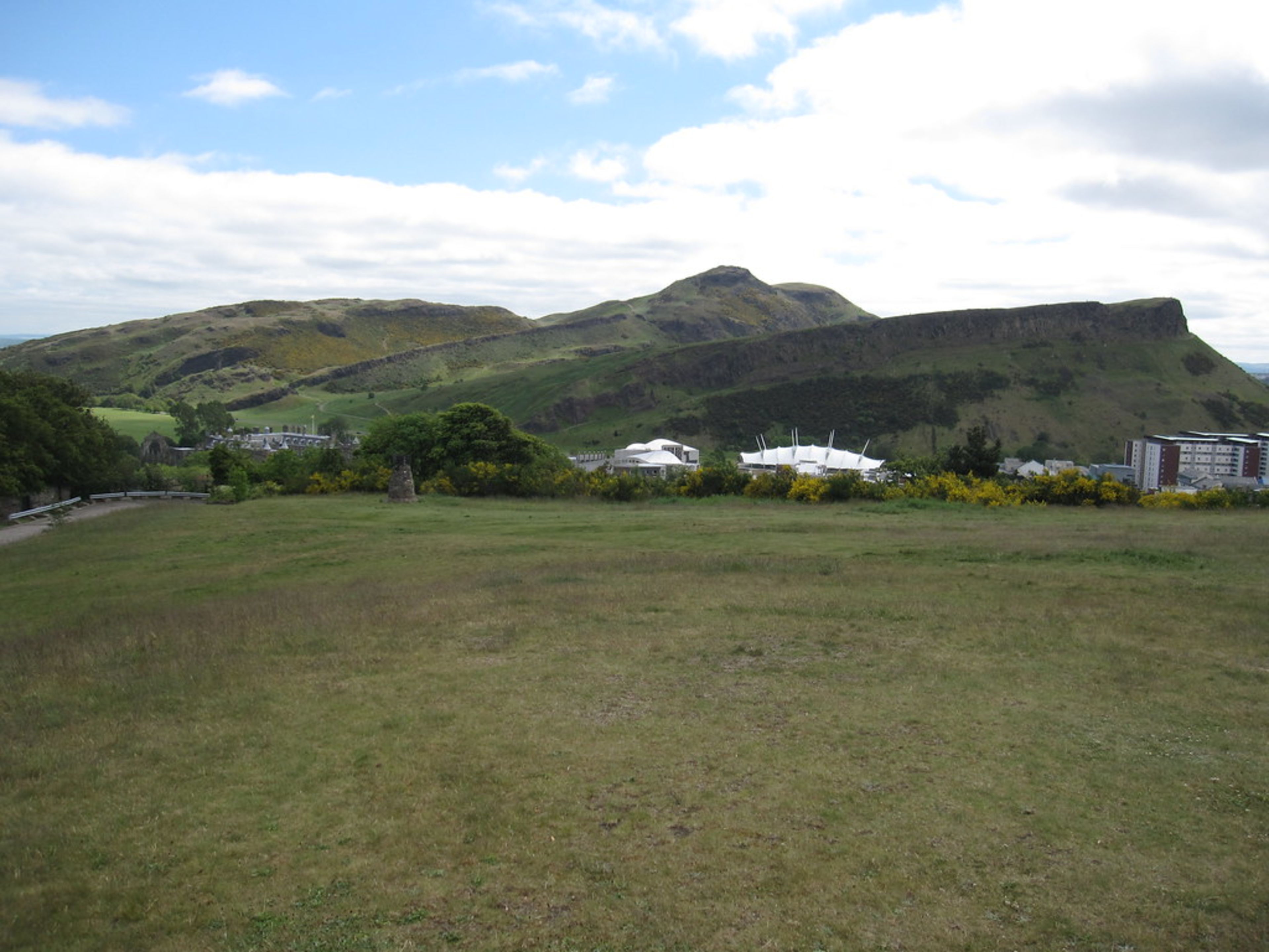 Dynamic Earth