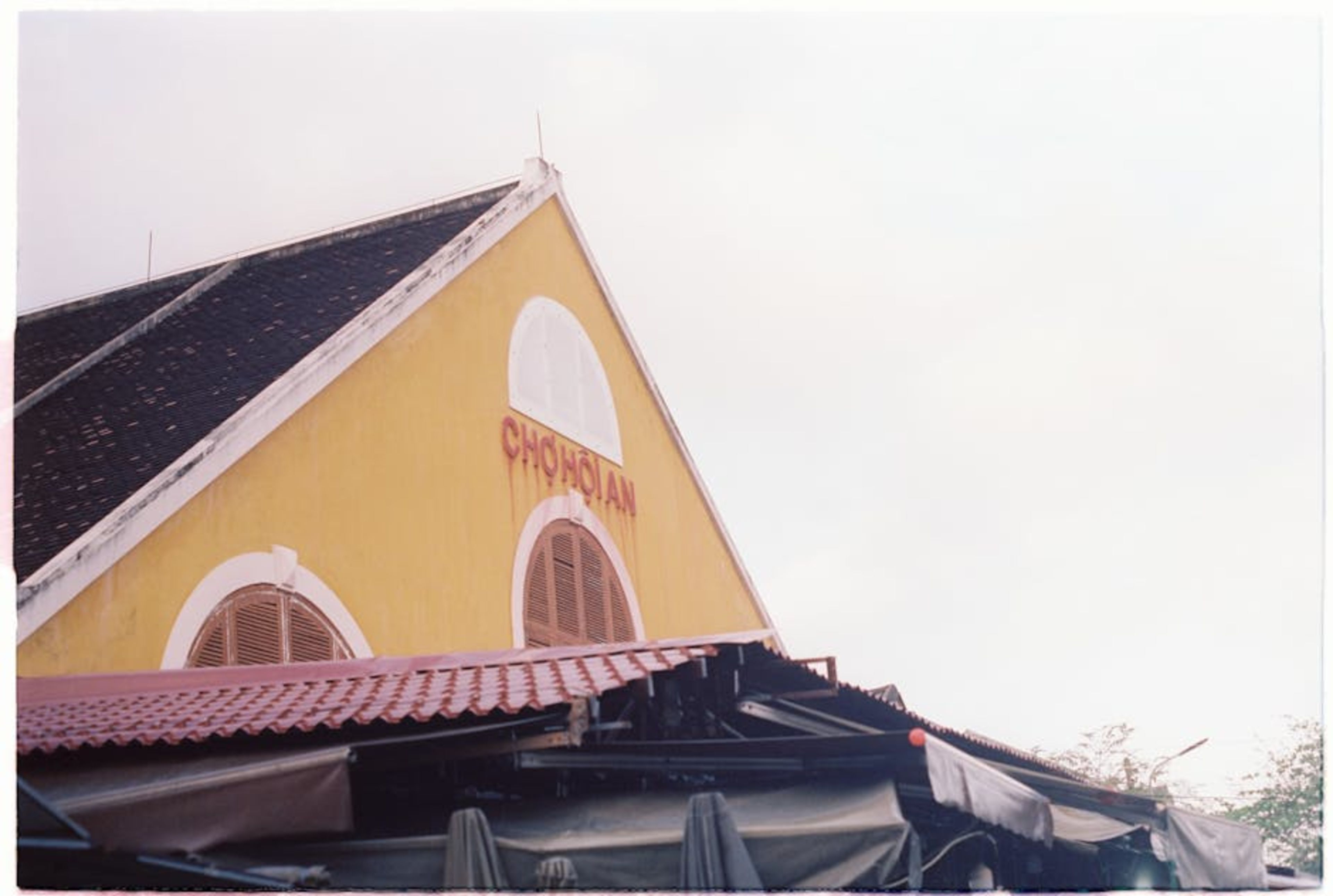 Phung Hung Old House