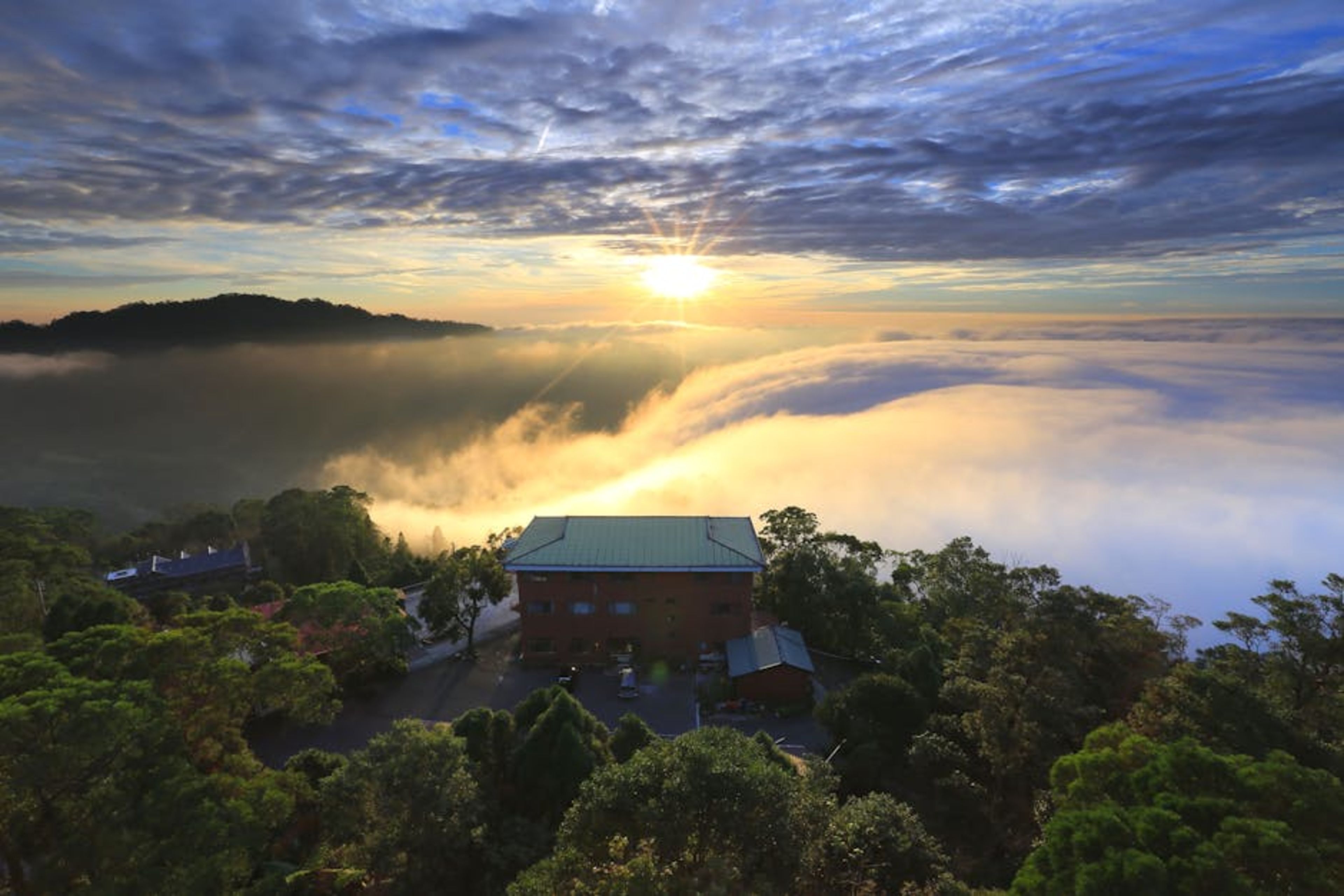Nagarkot Viewpoint (sunrise over Himalaya – day trip)