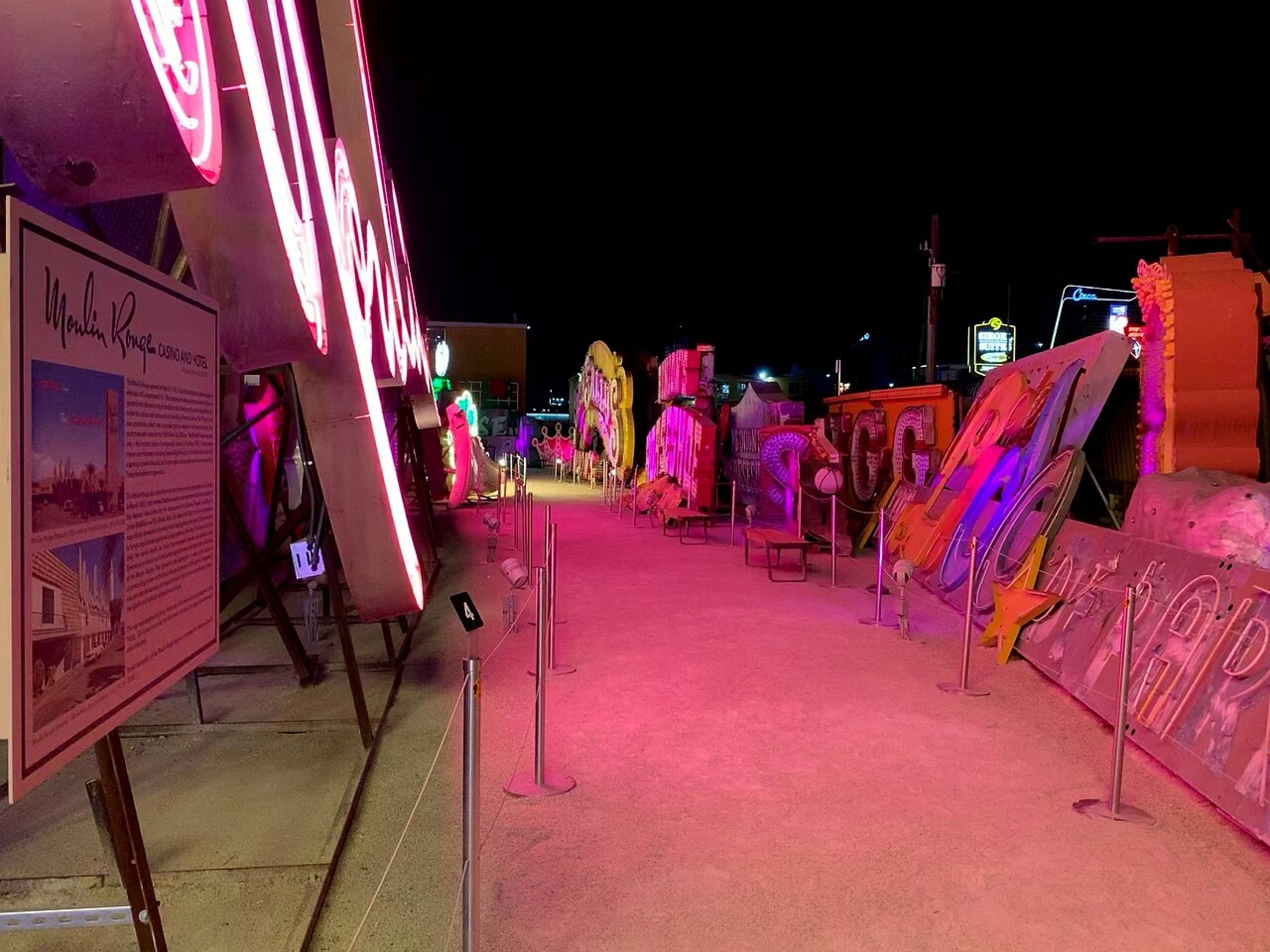 Neon Museum (Neon Boneyard)