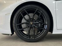 Lamborghini Huracan Spyder LP610-4 thumbnail 5