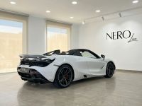 McLaren 750S Spider thumbnail 2