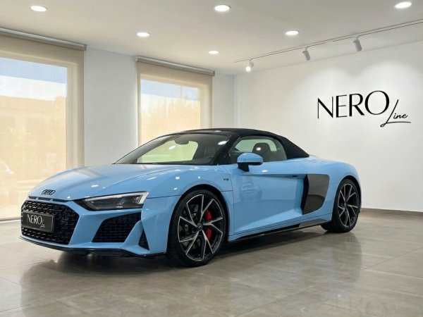 Audi R8 Spyder 2022 - Convertible - View 1 - Luxury Car Rental