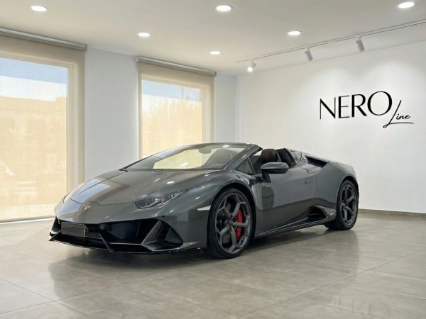 Lamborghini Huracan Evo Spyder 2024 - Convertible - View 1 - Luxury Car Rental