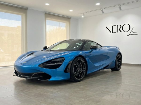 McLaren 720s 2019 - Supercar - View 1 - Luxury Car Rental