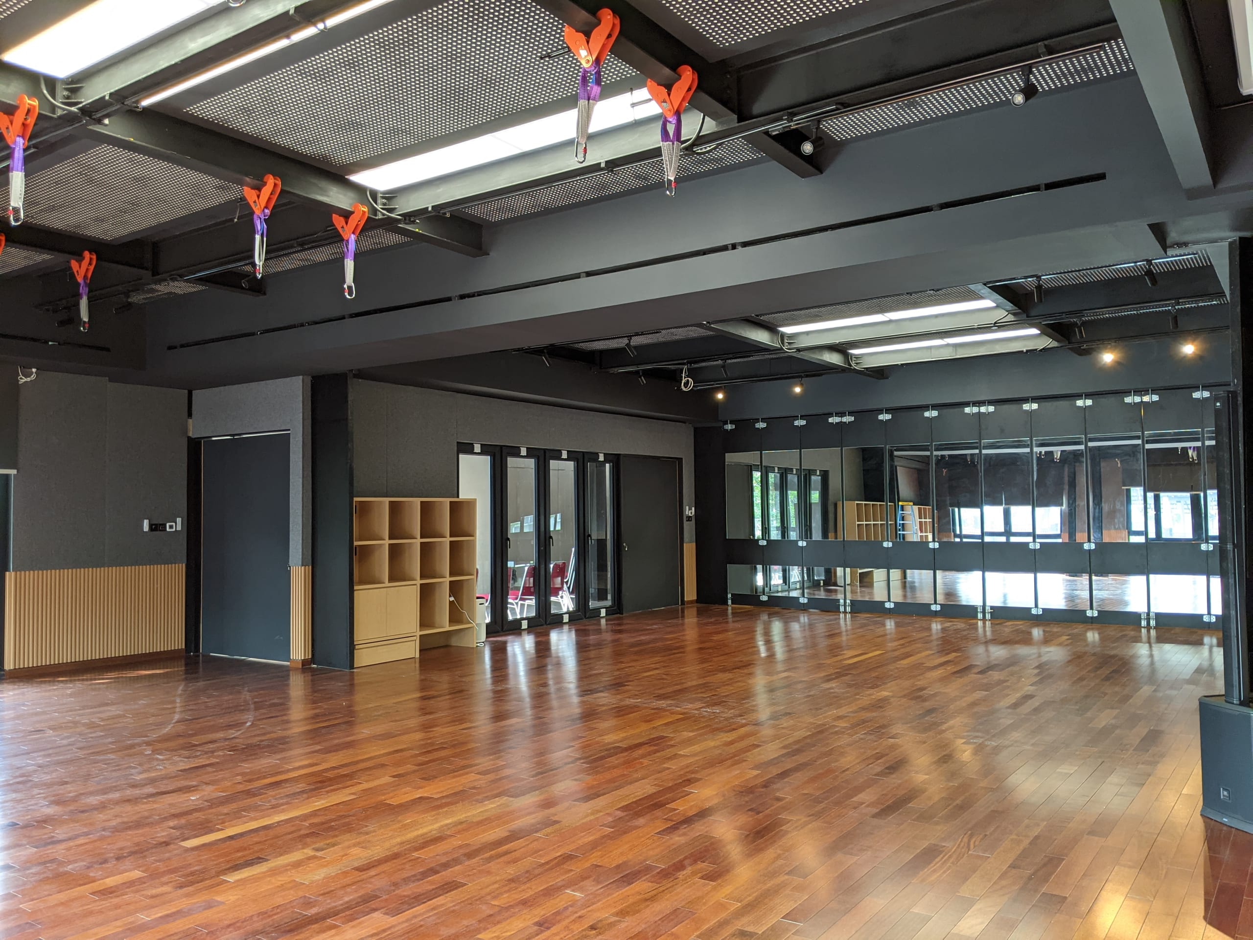 Studio features