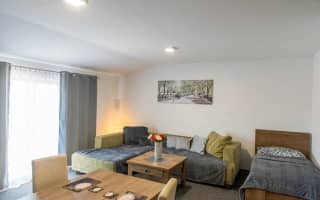 Apartmány a reštaurácia Pohoda Valca Superhostitel - Trojlôžková izba - photo 3