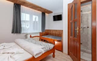 Vila Andrea - Trojlôžková izba - photo 2