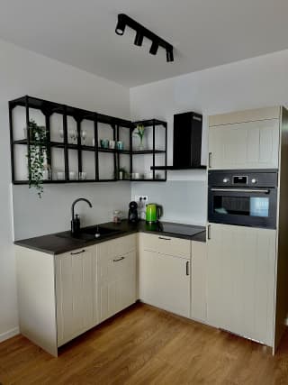 Elegantný apartmán s balkónom, garážou v blízkosti Eurovei - photo 4