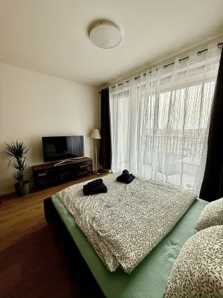 Elegantný apartmán s balkónom, garážou v blízkosti Eurovei - photo 3