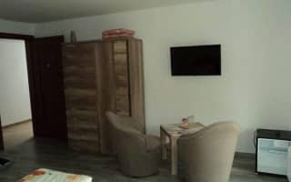 Penzión Zunama - Dvojlôžková izba s prístelkou č. 5 - photo 3