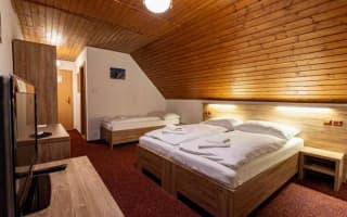 Penzión Lomnicky - Trojlôžková izba – fotografia 3