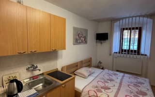 Penzión Magda - Dvojlôžkový apartmán - photo 2