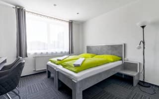 Garni Hotel 31 - Dvojlôžková izba s manželskou posteľou – fotografia 2
