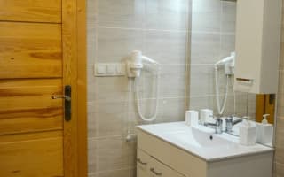 Vila Belianka - 5-lôžkový apartmán na poschodí s balkónom – fotografia 5