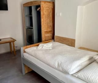Bed & breakfast Hugo - Jednolôžková izba s výhľadom na dvor (8) - photo 3