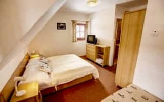 Hotel Koliba Gréta - Dvojlôžková izba s možnosťou prístelky - drevenička – fotografia 2