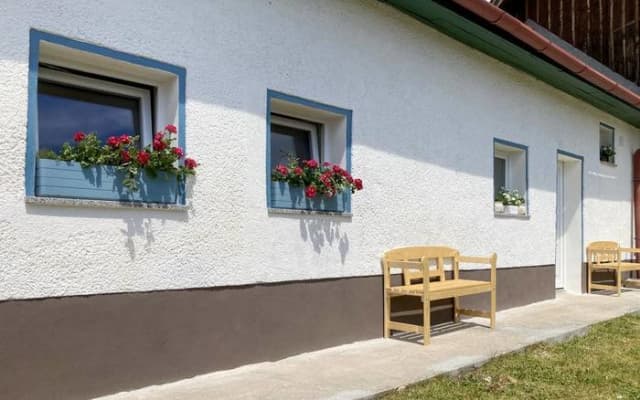 Chalupa v záhrade – Turcianske Teplice