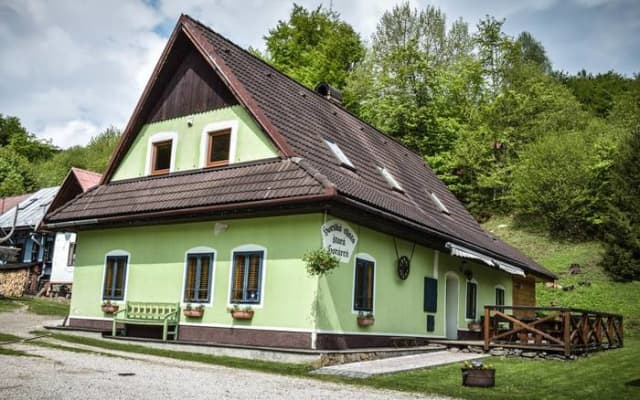 Útulné chaty s wellness – Dobšiná