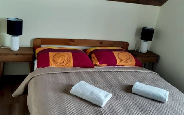 Ubytovanie Home Katka - Dvojlôžková izba č. 2 – Bešeňová
