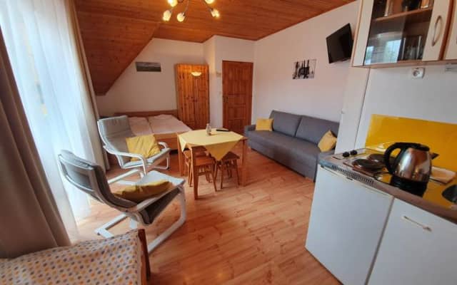 Ubytovanie Žltý dom - Izba č. 5 – Vrbov