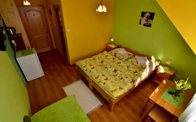 Penzión Family Rušin - Zelená dvojlôžková izba – Veľká Lomnica