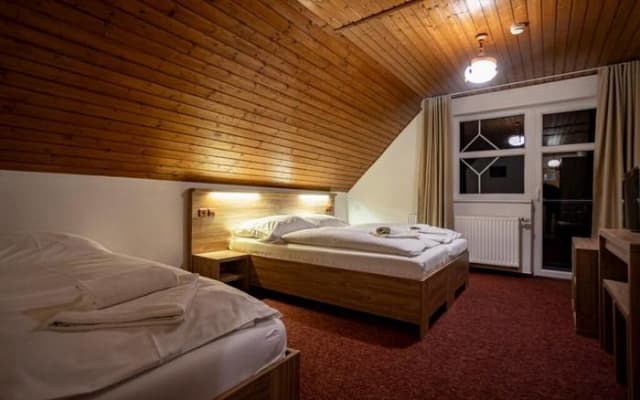Penzión Lomnicky - Trojlôžková izba – Stará Lesná