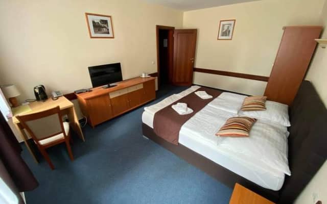 Garni hotel TATRAMONTI - Dvojlôžková izba s prístelkou – Poprad