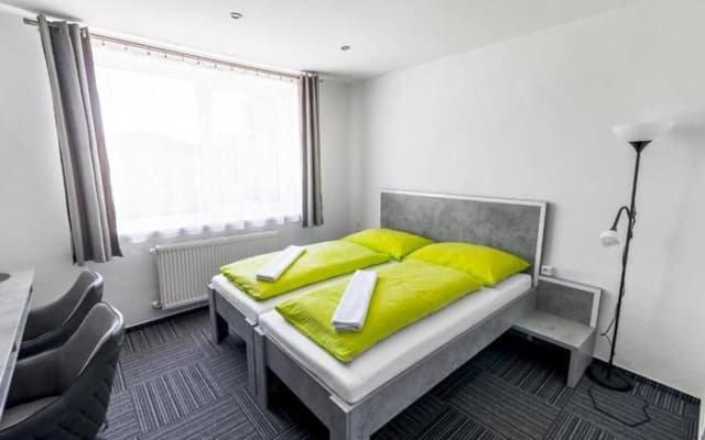 Garni Hotel 31 - Dvojlôžková izba s manželskou posteľou – Spišská Nová Ves
