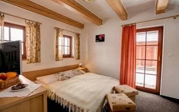 Hotel Koliba Gréta - Dvojlôžková izba s kuchynkou a terasou - drevenička – Liptovská Sielnica