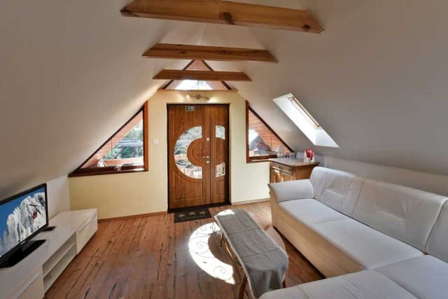 Wellness Vila Astra - Podkrovný apartmán č. 9 – Stará Lesná