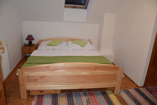 Apartmánový dom Cáni Pohodové ubytovanie na okraji obce - Trojlôžkový apartmán – Liptovský Mikuláš