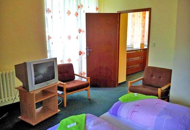 Turistická ubytovňa Veterník - Dvojlôžková izba – Kremnica