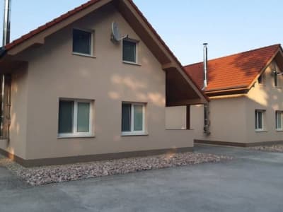Chaty pri Tomášikovskom jazere – tomášikovo