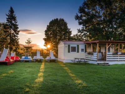 Mara Camping Skvelý camping pri Liptovskej Mare - Drevený domček Romantik – liptovský trnovec