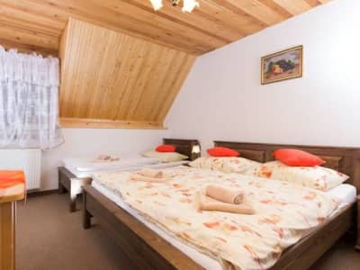 Drevenica Anka - 2 Trojlôžková izba – ždiar